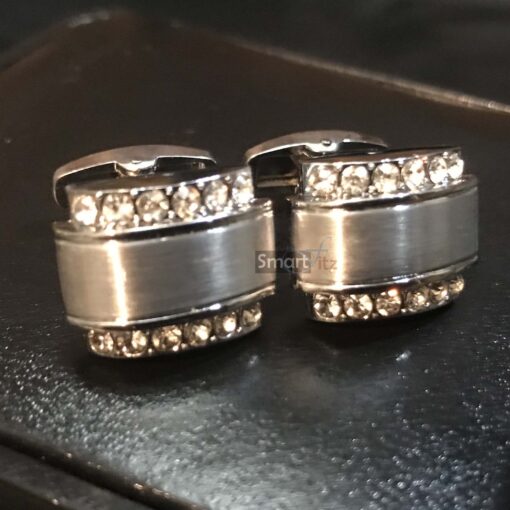Elegant design Cufflinks stud for men in Silver color