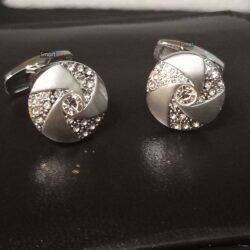 Elegant design Cufflinks stud for men in circle shape