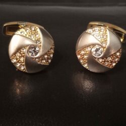 High Quality Cufflinks stud for men in Golden Color