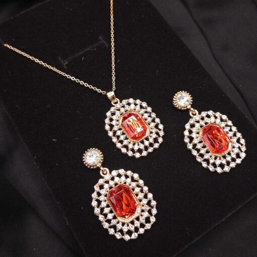 Locket set for Women in Red color